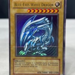 Yugioh Blue Eyes White Dragon SDK Ultra Rare Yugioh 2002