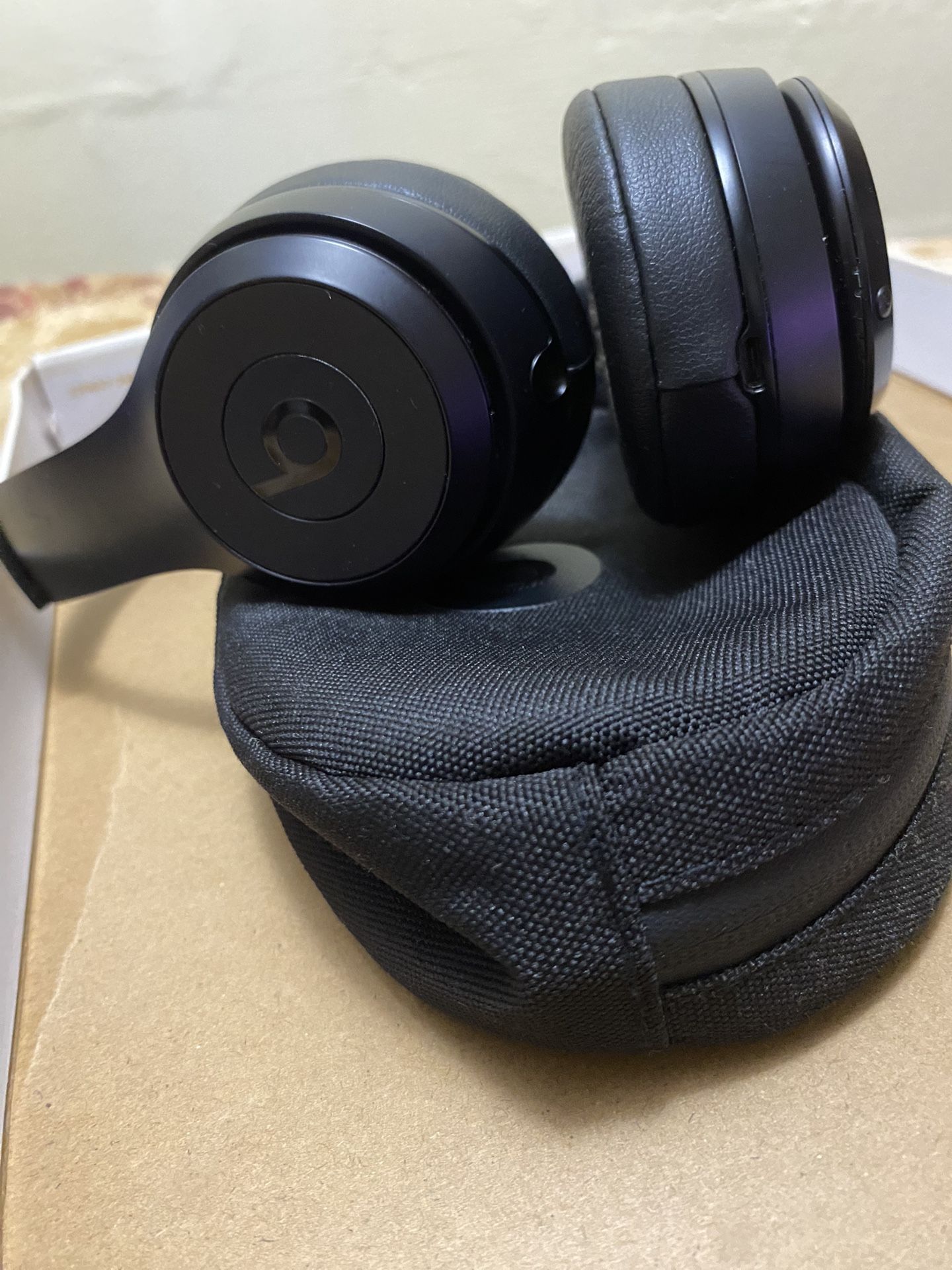 Beats Solo