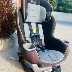 Graco Extend2Fit Car Seat