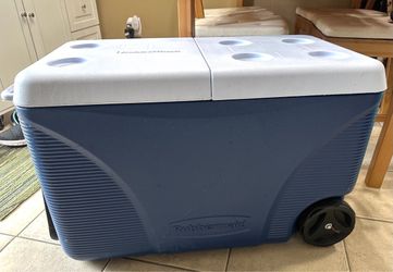 75QT Wheeled Cooler