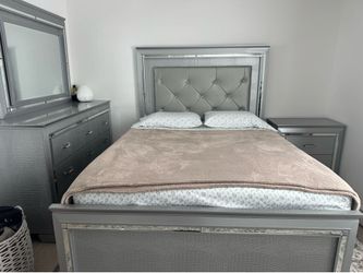 Bedroom Set