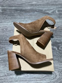 Steve Madden Sandal in Chestnut Suede - Women’s Size 9