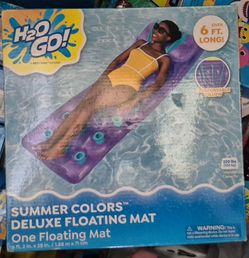 New pool float