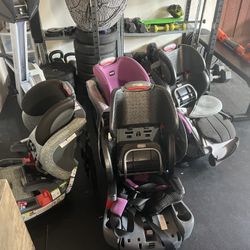 Britax Grow With Me Car seats 4x