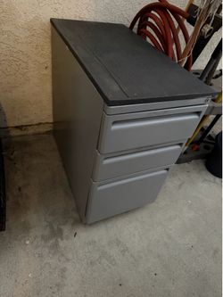 Garage cabinet