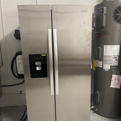 Whirlpool Fridge/Freezer 