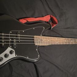 Squire Jaguar 4 String Bass