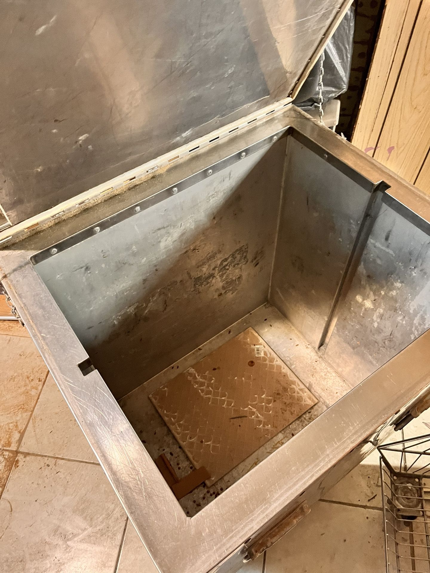 Army Storage Box & Fish Tank