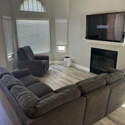 Sectional couch & Recliner 