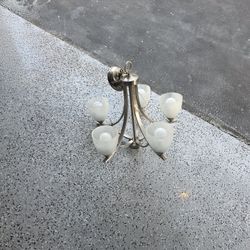 CHANDELIER 