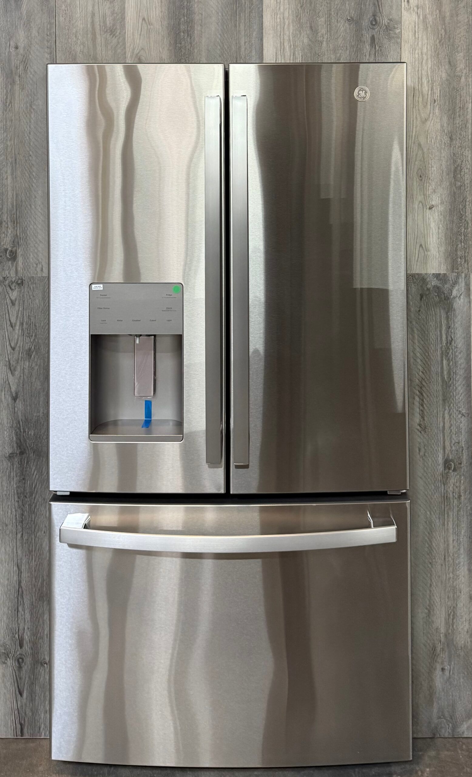 GE Refrigerator GFE26JYMFS 02229 .