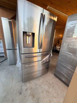 4 door refrigerator + freezer