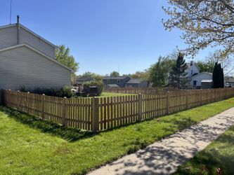 Fence Instaling.