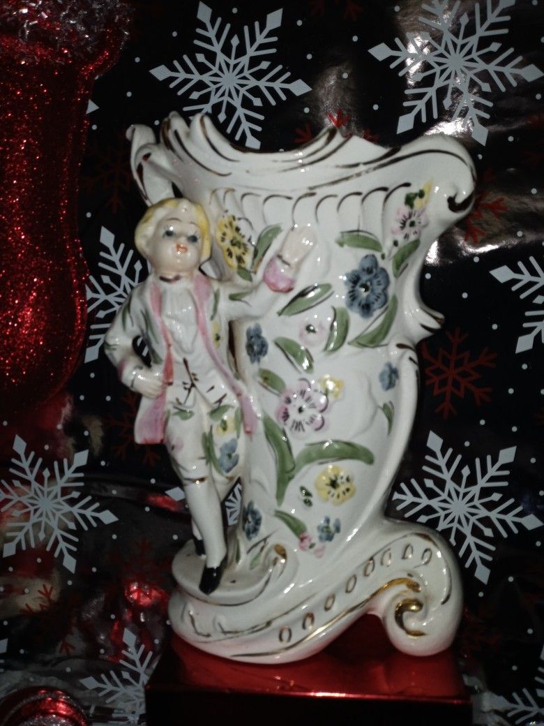 Vintage Victorian Porcelain Figurine Vase