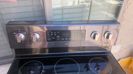 SAMSUNG - NE59M1320SG electric stove