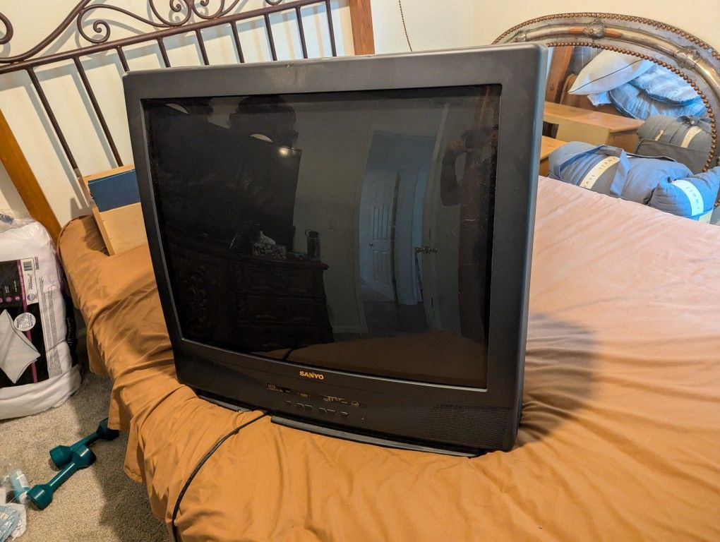 SANYO CRT Television