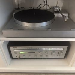 Yamaha turntable And receiver