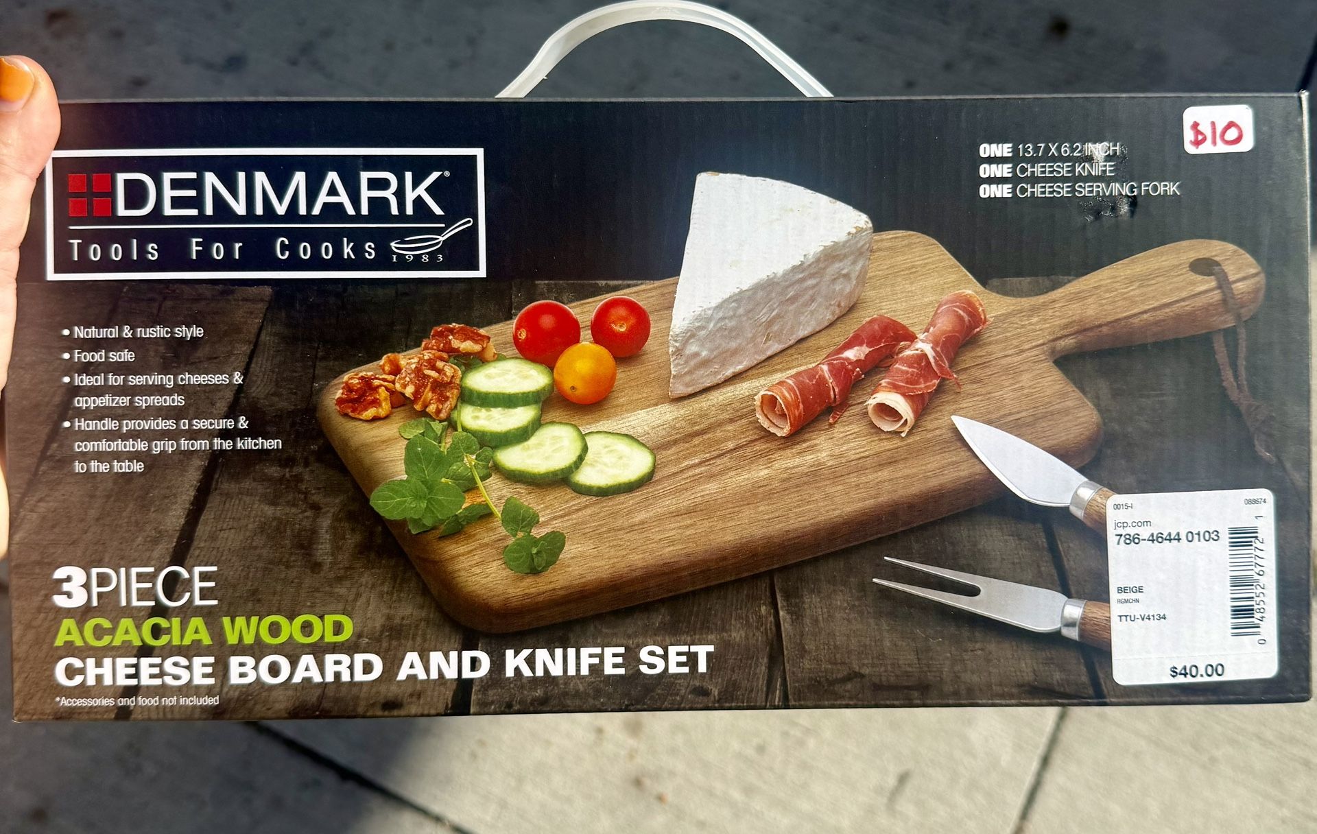 Acaica Wood Board & Knife Set