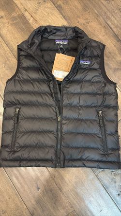 Patagonia Kids Down Vest Small 7-8 w/ Tag
