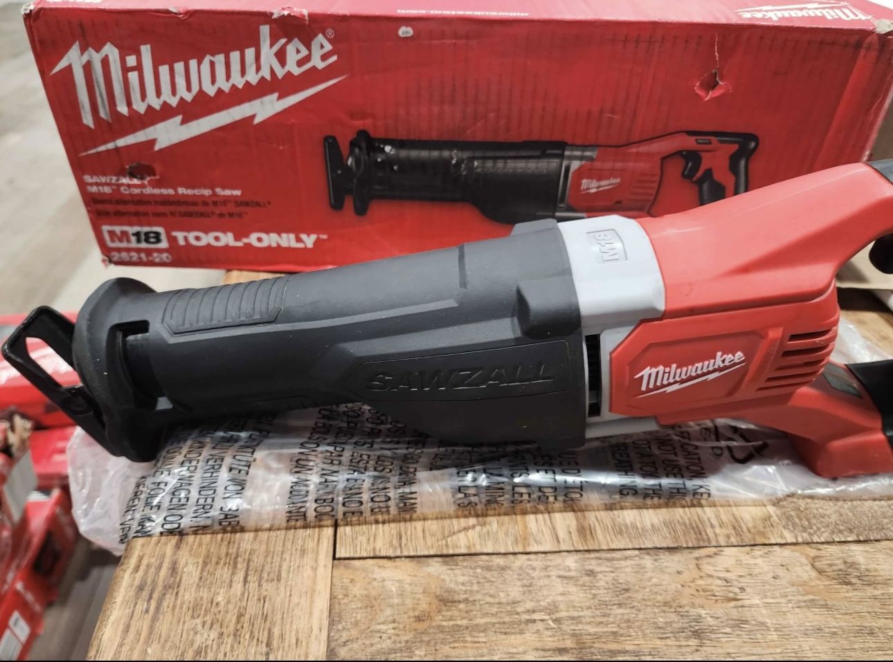 Sawzall Milwaukee 18V Fuel Brushless
