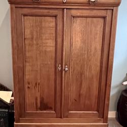Belgian Oak Hutch