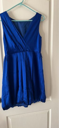 Brand New dress , beautiful Royal blue. Size 6