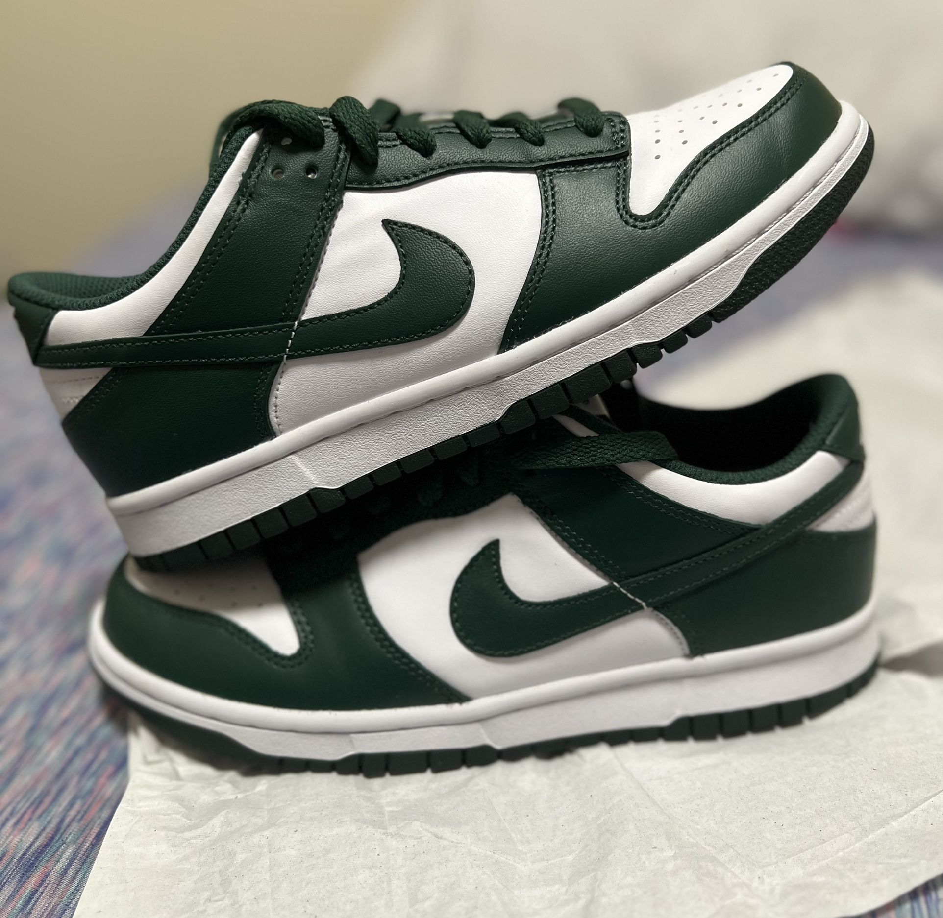 Nike Dunk Low (white/team green)