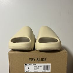 Men's Size 7 NEW adidas Yeezy Slide Bone FZ5(contact info removed) Authentic