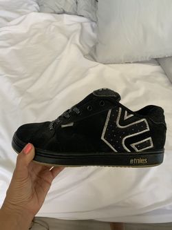 Shoes 7.5