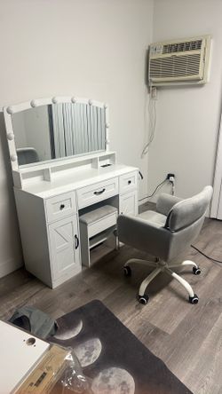 Make up table