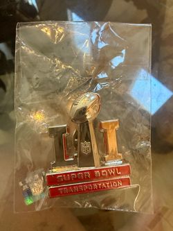 Super Bowl LI (51) Official Transportation NFL Lapel Pin – 2017