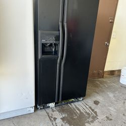 Kenmore Refrigerator 3 Months Warranty   33” 