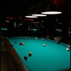Pool table