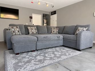 Sleeper  sectional reversible chase