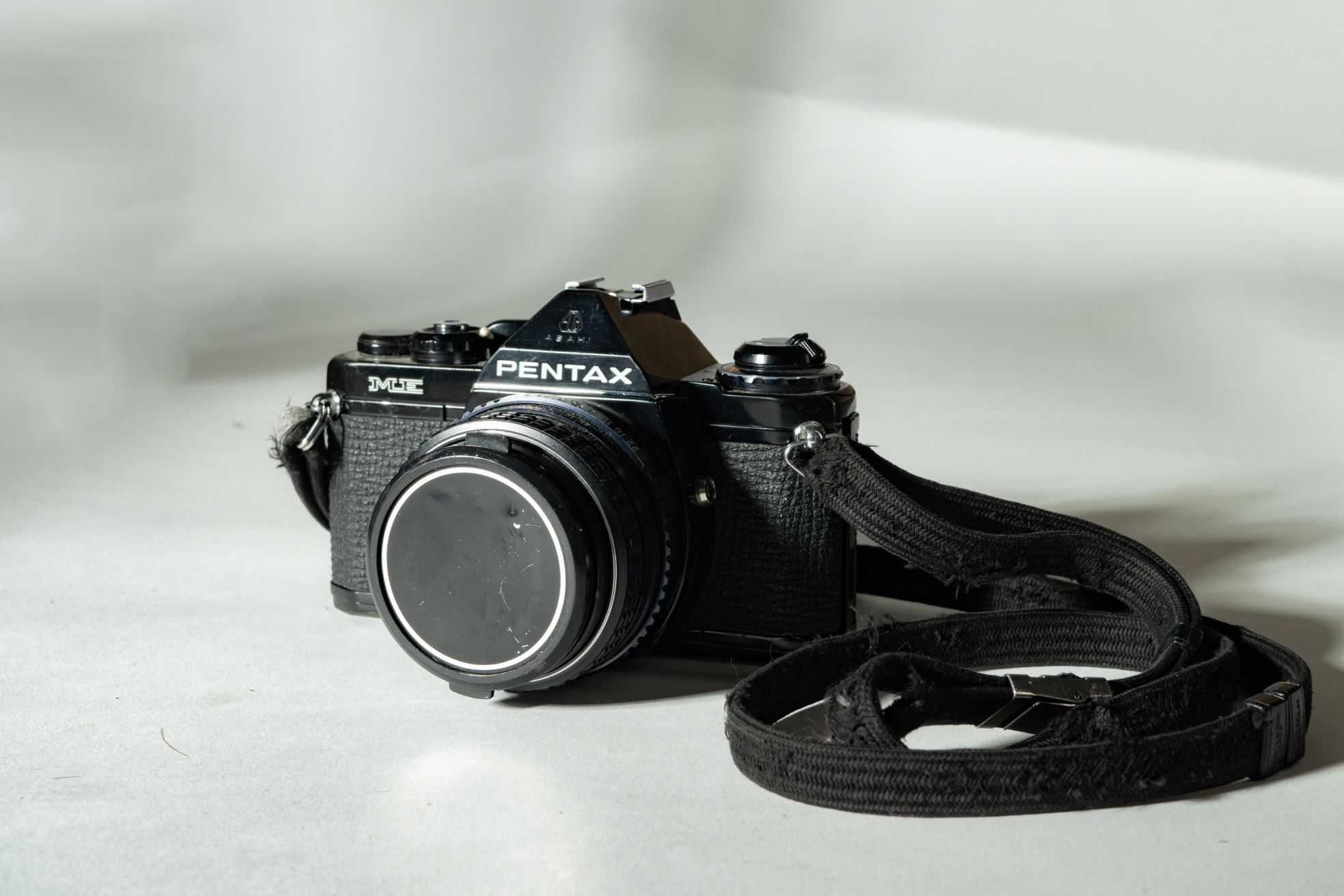 [Excellent+] Pentax ME 35mm SLR Film Camera Black Body w/ 50mm f/1.7 Lens 