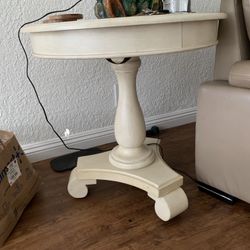 Cute Table 