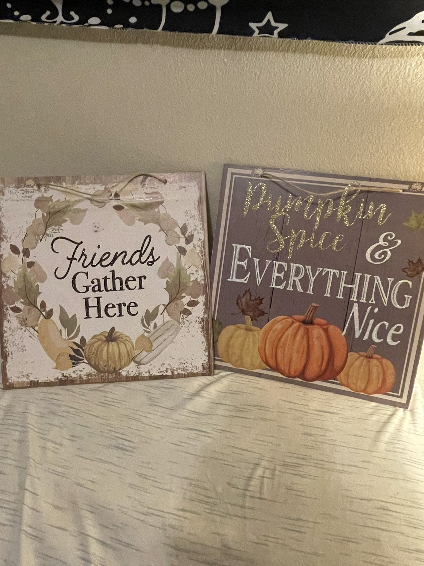 Fall Decoration Signs 