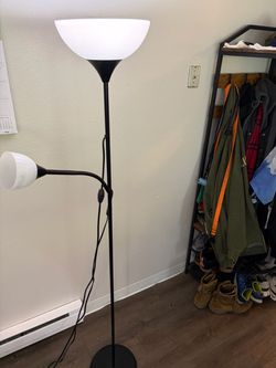 Floor lamp