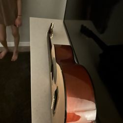 Acoustic Guitar 