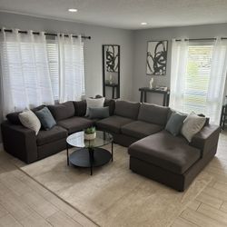 Modern 3-Piece Dark Gray Sectional Sofa with Chaise – Includes Pillows