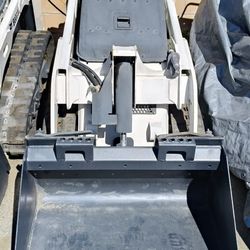 Bobcat Skid Steer 