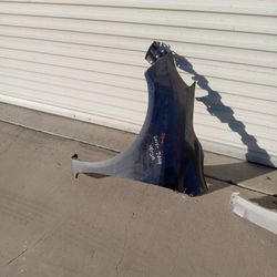 15 To 19 Fender Driver Nissan Versa ( Oem)