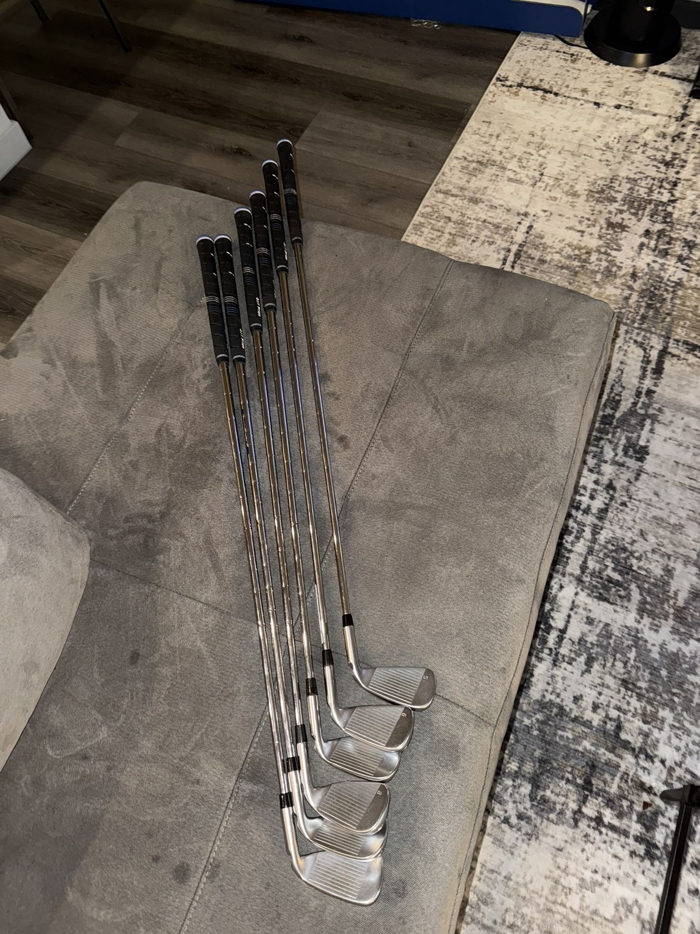 Left Handed Ping G425 irons