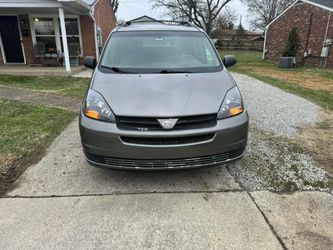 2005 Toyota Sienna, 154,000 miles.  Heating and air conditioning systems work perfectly. 6-cylinder engine. Tires in excellent condition. Serious buye
