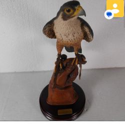 Falcon Statue J L 