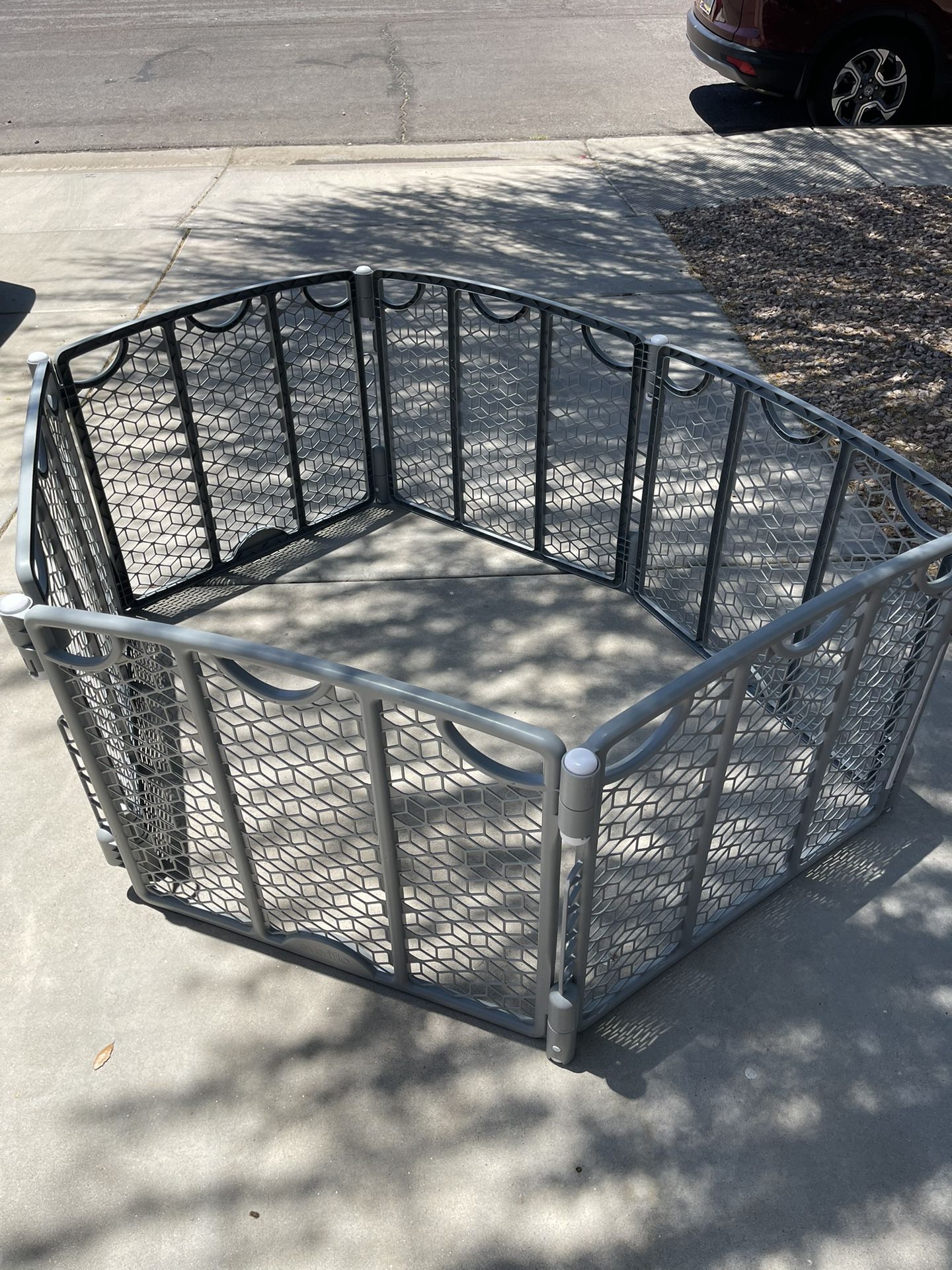 Puppy Or Baby Pin/gate