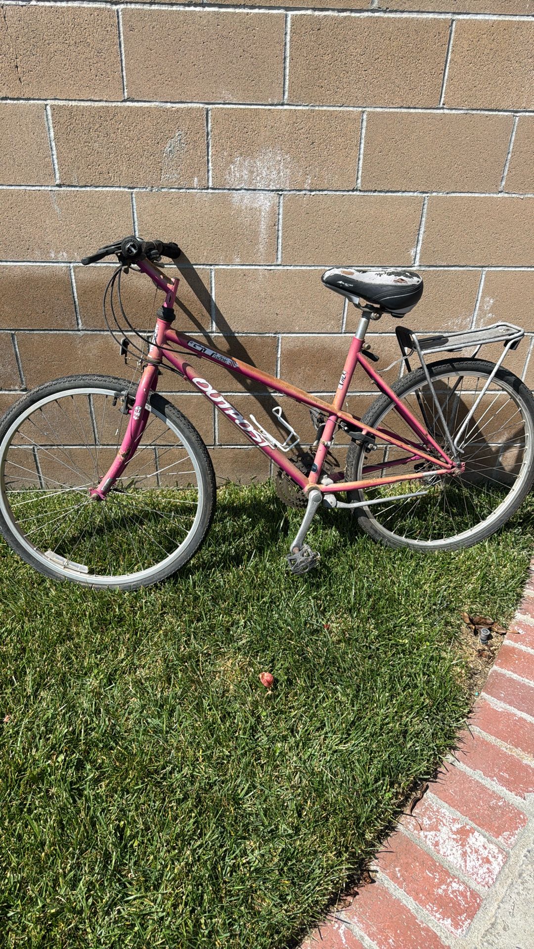 Girls GT Road Bike