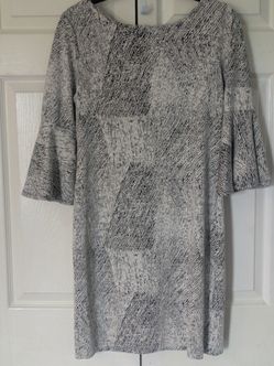Black And White Woman's Dress SZ 8