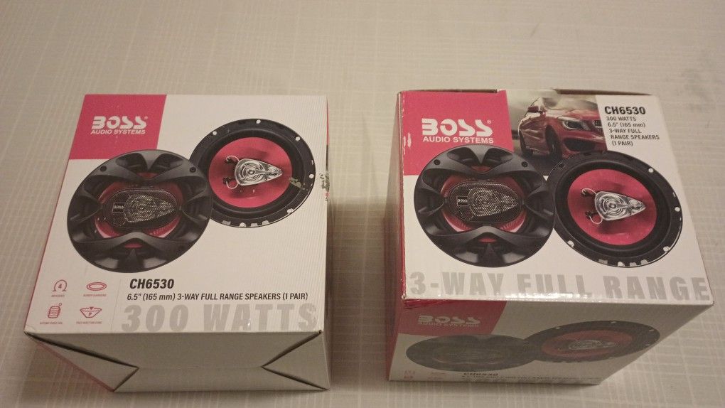 Four(4) 6.5" 3-Way Boss 300 Watts Car Speakers