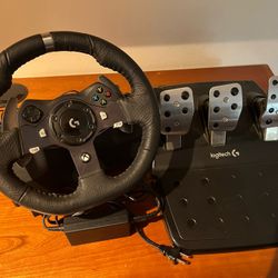 Logitech G920 Wheel and Pedals for Xbox